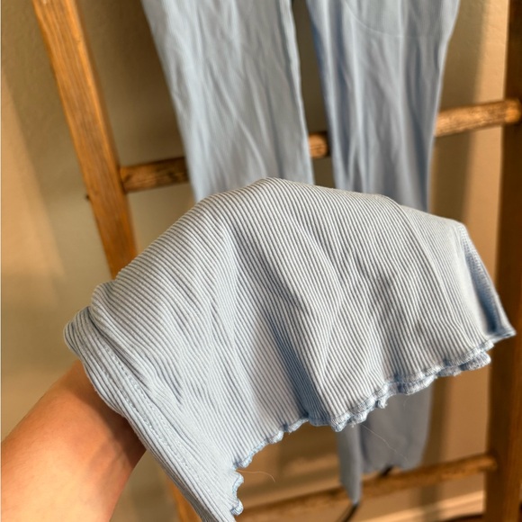 Outdoor Voices SuperForm Rib Flare Pant - Picture 4 of 6